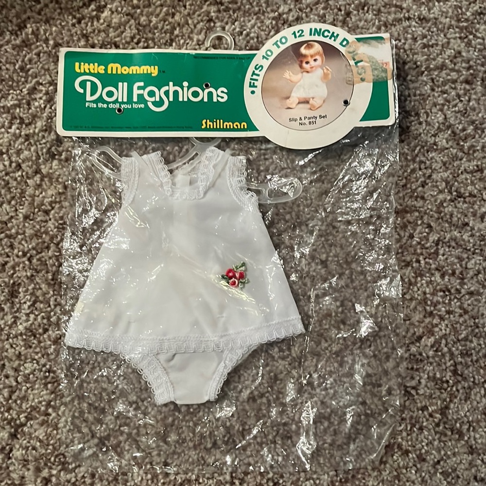 Shillman brand - NEW in pkg 1981 Vintage Doll Fashion - fits 10” to 12” dolls